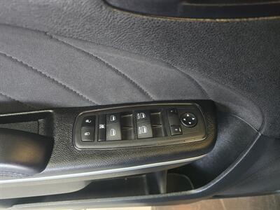 2022 Dodge Charger SXT 4DR SEDAN - Photo 16 - Hamilton, OH 45015