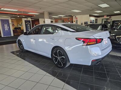 2025 Nissan Altima 2.5 SR 4DR SEDAN - Photo 4 - Hamilton, OH 45015