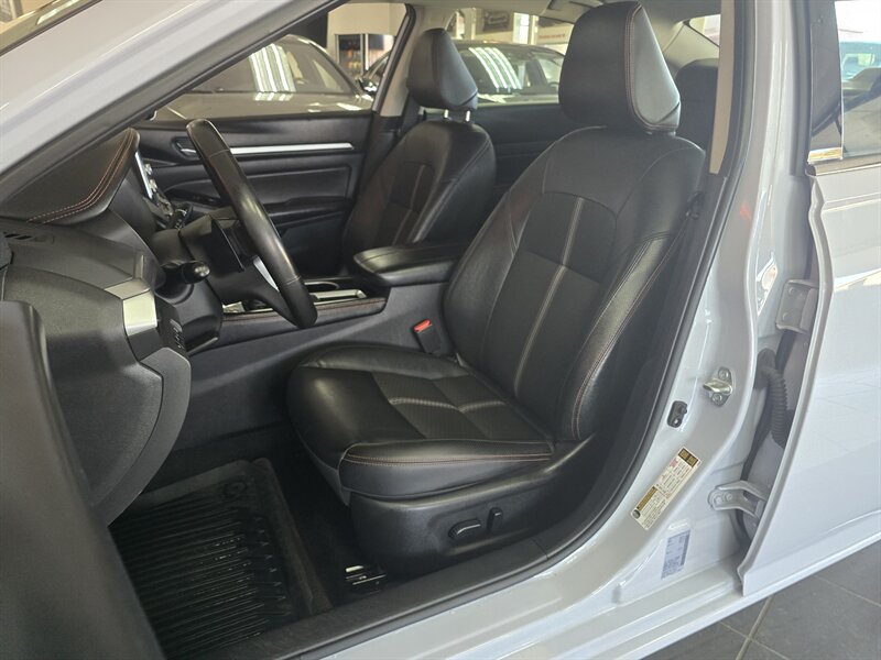 2025 Nissan Altima 2.5 SR 4DR SEDAN - Photo 9 - Hamilton, OH 45015
