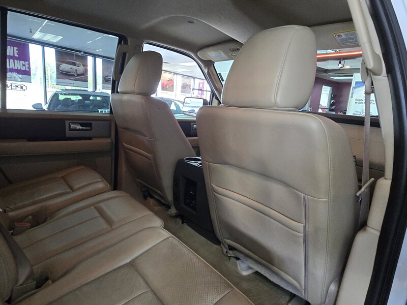 2014 Ford Expedition EL XLT 4DR SUV 4X4 - Photo 19 - Hamilton, OH 45015