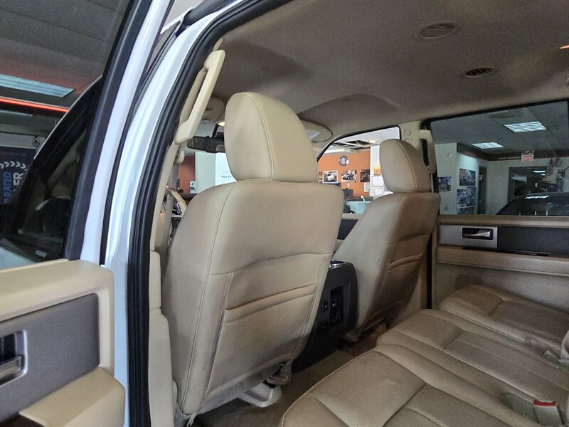 2014 Ford Expedition EL XLT 4DR SUV 4X4 - Photo 11 - Hamilton, OH 45015