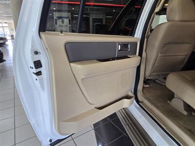 2014 Ford Expedition EL XLT 4DR SUV 4X4 - Photo 10 - Hamilton, OH 45015