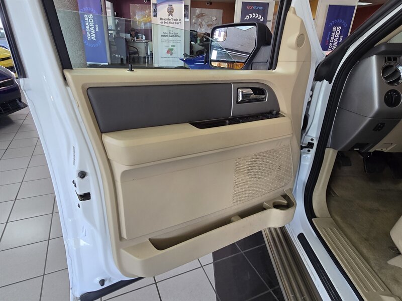 2014 Ford Expedition EL XLT 4DR SUV 4X4 - Photo 7 - Hamilton, OH 45015