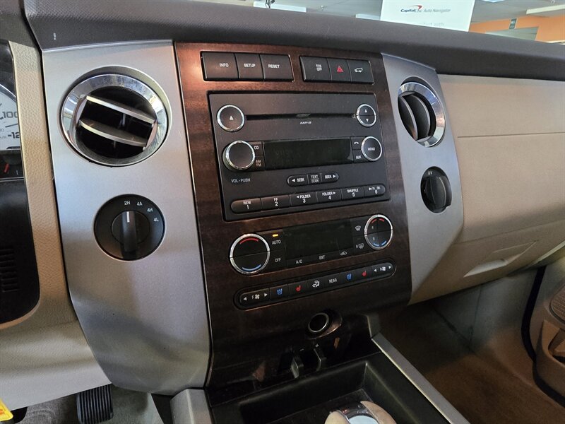 2014 Ford Expedition EL XLT 4DR SUV 4X4 - Photo 25 - Hamilton, OH 45015