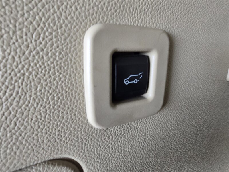 2014 Ford Expedition EL XLT 4DR SUV 4X4 - Photo 37 - Hamilton, OH 45015