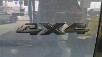 2015 RAM 1500 Sport 4DR CREW CAB 4X4   - Photo 40 - Hamilton, OH 45015