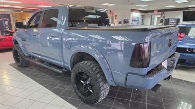 2015 RAM 1500 Sport 4DR CREW CAB 4X4   - Photo 7 - Hamilton, OH 45015
