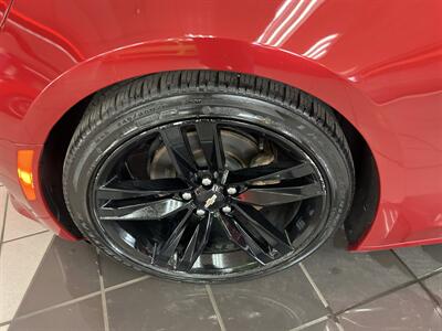 2016 Chevrolet Camaro LT 2DR COUPE/1LT   - Photo 26 - Hamilton, OH 45015