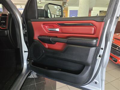 2019 RAM 1500 Rebel 4DR QUAD CAB 4X4   - Photo 12 - Hamilton, OH 45015