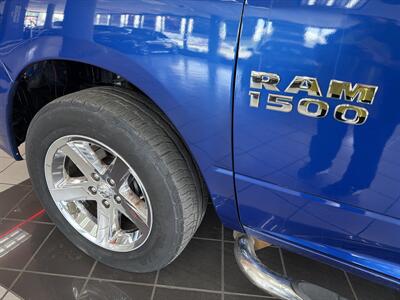 2017 RAM 1500 Express-QUAD CAB-4X4-V6   - Photo 31 - Hamilton, OH 45015