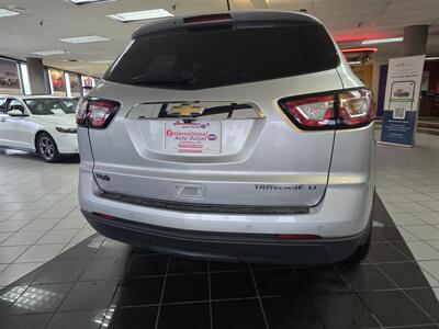 2015 Chevrolet Traverse LT 4DR SUV w/1LT   - Photo 5 - Hamilton, OH 45015
