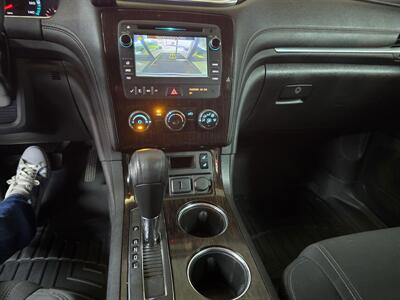 2015 Chevrolet Traverse LT 4DR SUV w/1LT   - Photo 27 - Hamilton, OH 45015