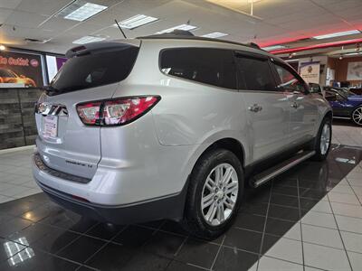 2015 Chevrolet Traverse LT 4DR SUV w/1LT   - Photo 4 - Hamilton, OH 45015