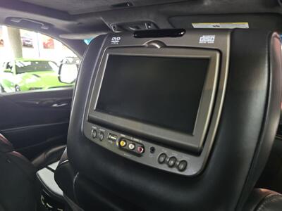 2018 Cadillac Escalade Platinum 4DR SUV AWD   - Photo 22 - Hamilton, OH 45015