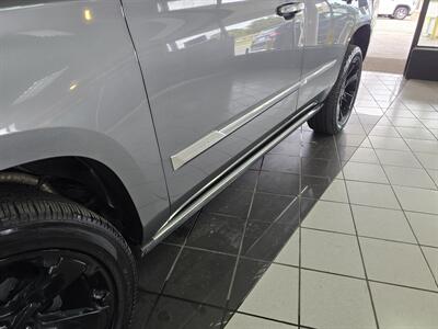 2018 Cadillac Escalade Platinum 4DR SUV AWD   - Photo 35 - Hamilton, OH 45015