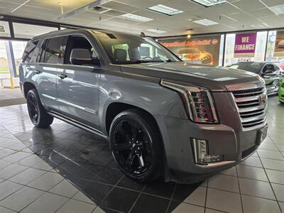 2018 Cadillac Escalade Platinum 4DR SUV AWD   - Photo 3 - Hamilton, OH 45015