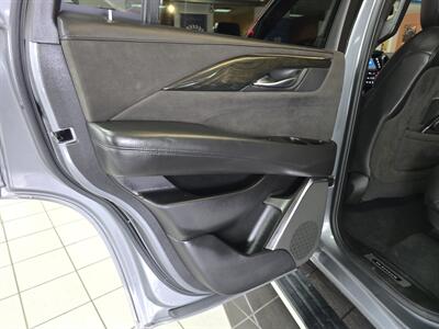 2018 Cadillac Escalade Platinum 4DR SUV AWD   - Photo 10 - Hamilton, OH 45015