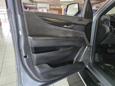 2018 Cadillac Escalade Platinum 4DR SUV AWD   - Photo 7 - Hamilton, OH 45015