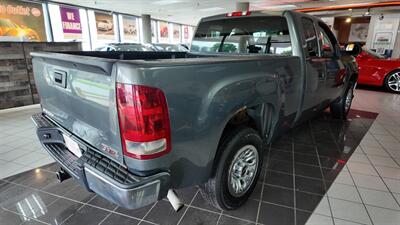 2011 GMC Sierra 1500 SL 4DR EXTENDED CAB/V8   - Photo 6 - Hamilton, OH 45015