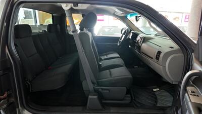 2011 GMC Sierra 1500 SL 4DR EXTENDED CAB/V8   - Photo 22 - Hamilton, OH 45015