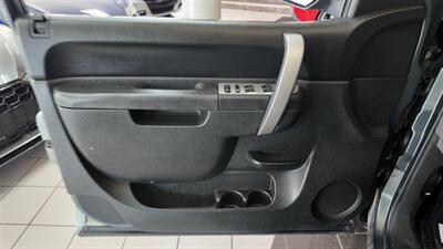 2011 GMC Sierra 1500 SL 4DR EXTENDED CAB/V8   - Photo 18 - Hamilton, OH 45015
