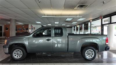 2011 GMC Sierra 1500 SL 4DR EXTENDED CAB/V8   - Photo 2 - Hamilton, OH 45015