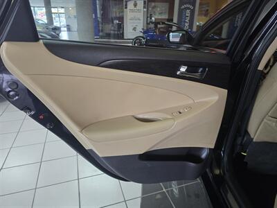 2011 Hyundai SONATA Limited 2.0T 4DR SEDAN - Photo 10 - Hamilton, OH 45015