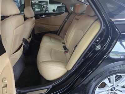 2011 Hyundai SONATA Limited 2.0T 4DR SEDAN - Photo 11 - Hamilton, OH 45015