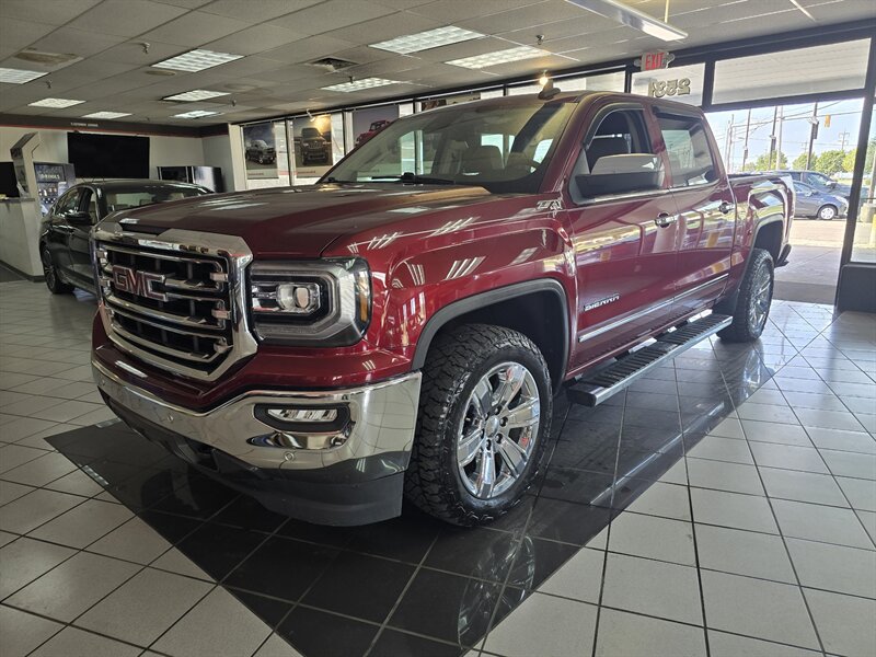 2017 GMC Sierra 1500 SLT CREW CAB4X4/Z71   - Photo 1 - Hamilton, OH 45015