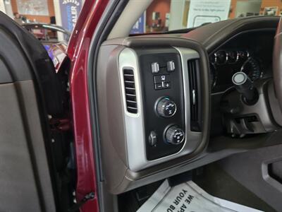 2017 GMC Sierra 1500 SLT CREW CAB4X4/Z71   - Photo 21 - Hamilton, OH 45015