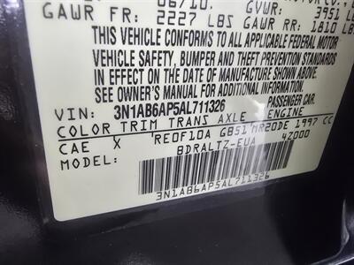 2010 Nissan Sentra 2.0   - Photo 27 - Hamilton, OH 45015