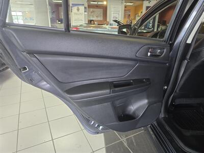 2013 Subaru Impreza 2.0i Sport Limited 4DR WAGON AWD   - Photo 10 - Hamilton, OH 45015