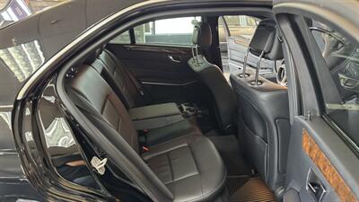 2015 Mercedes-Benz E 350 4MATIC   - Photo 24 - Hamilton, OH 45015