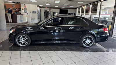2015 Mercedes-Benz E 350 4MATIC   - Photo 2 - Hamilton, OH 45015