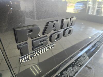 2019 RAM 1500 Express-CREW CAB-4X4-V6   - Photo 25 - Hamilton, OH 45015