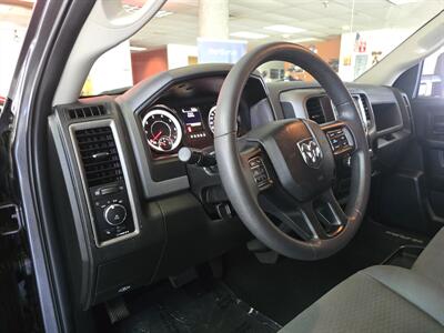 2019 RAM 1500 Express-CREW CAB-4X4-V6   - Photo 9 - Hamilton, OH 45015