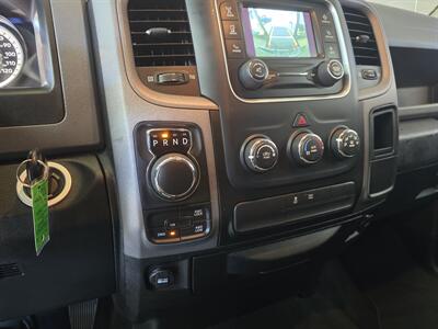 2019 RAM 1500 Express-CREW CAB-4X4-V6   - Photo 21 - Hamilton, OH 45015