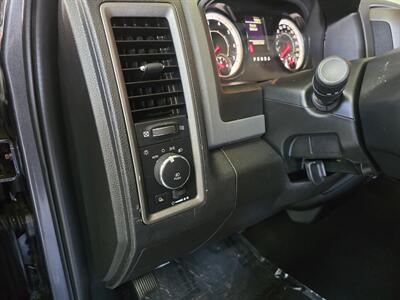 2019 RAM 1500 Express-CREW CAB-4X4-V6   - Photo 19 - Hamilton, OH 45015