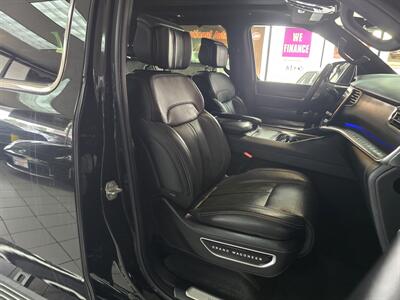 2024 Jeep Grand Wagoneer L Base 4DR SUV AWD - Photo 17 - Hamilton, OH 45015