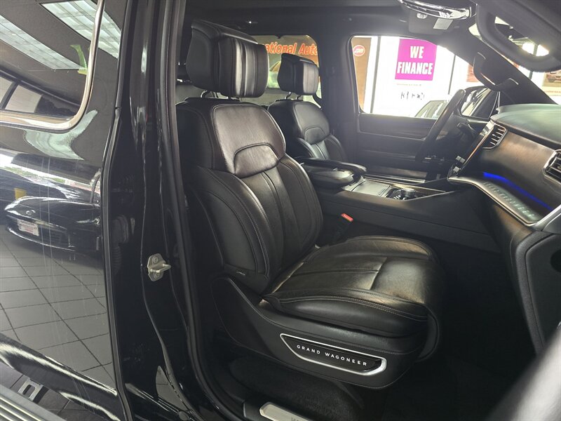2024 Jeep Grand Wagoneer L Base 4DR SUV AWD - Photo 17 - Hamilton, OH 45015