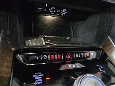 2024 Jeep Grand Wagoneer L Base 4DR SUV AWD - Photo 33 - Hamilton, OH 45015