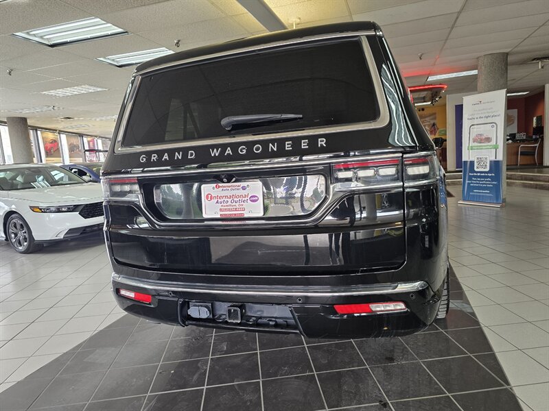 2024 Jeep Grand Wagoneer L Base 4DR SUV AWD - Photo 5 - Hamilton, OH 45015