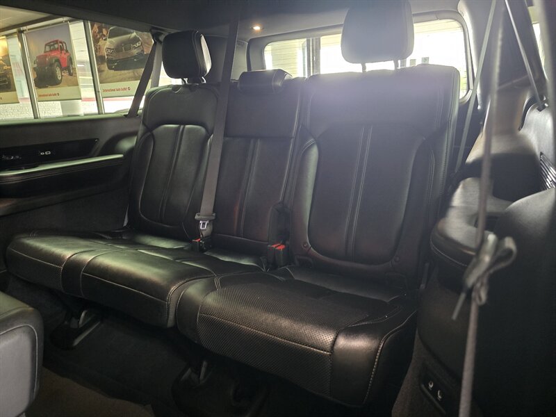 2024 Jeep Grand Wagoneer L Base 4DR SUV AWD - Photo 14 - Hamilton, OH 45015