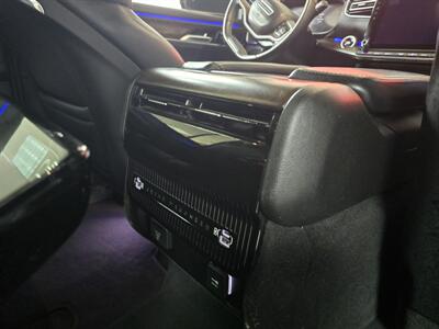 2024 Jeep Grand Wagoneer L Base 4DR SUV AWD - Photo 19 - Hamilton, OH 45015