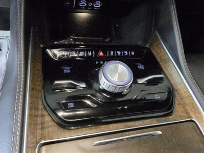 2024 Jeep Grand Wagoneer L Base 4DR SUV AWD - Photo 26 - Hamilton, OH 45015