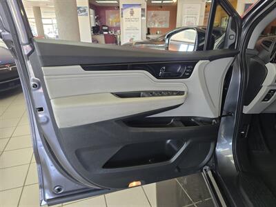 2019 Honda Odyssey Elite 4DR MINI-VAN   - Photo 7 - Hamilton, OH 45015