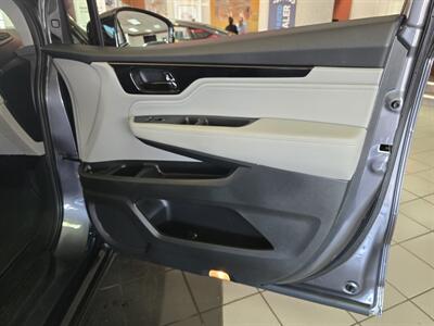 2019 Honda Odyssey Elite 4DR MINI-VAN   - Photo 11 - Hamilton, OH 45015