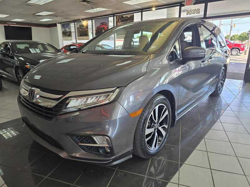 2019 Honda Odyssey Elite 4DR MINI-VAN - Photo 1 - Hamilton, OH 45015