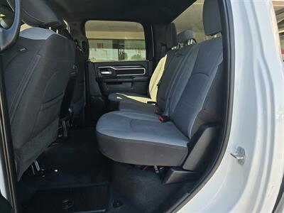 2024 RAM 3500 Big Horn   - Photo 6 - Hamilton, OH 45015