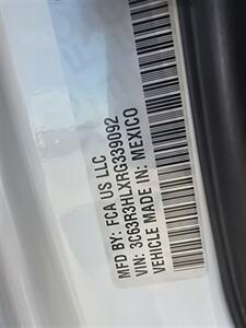 2024 RAM 3500 Big Horn   - Photo 34 - Hamilton, OH 45015